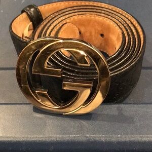 Gucci belt BLK/gold buckle